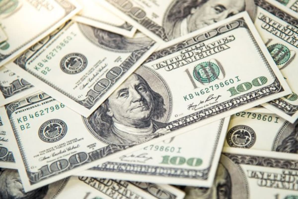 ¿A cuánto está el dólar hoy, martes 8 de abril?