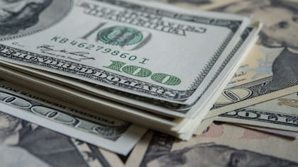 ¿A cuánto está el dólar hoy, viernes 13 de febrero?