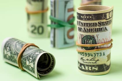 ¿A cuánto está el dólar hoy, viernes 27 de junio?