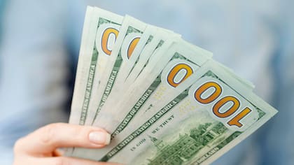 ¿A cuánto está el dólar hoy, viernes 6 de febrero?