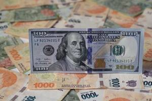 ¿A cuánto quedan las cotizaciones del dólar en la Argentina sin el impuesto PAIS?