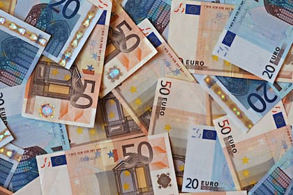 ¿A cuánto se vende el euro blue hoy?