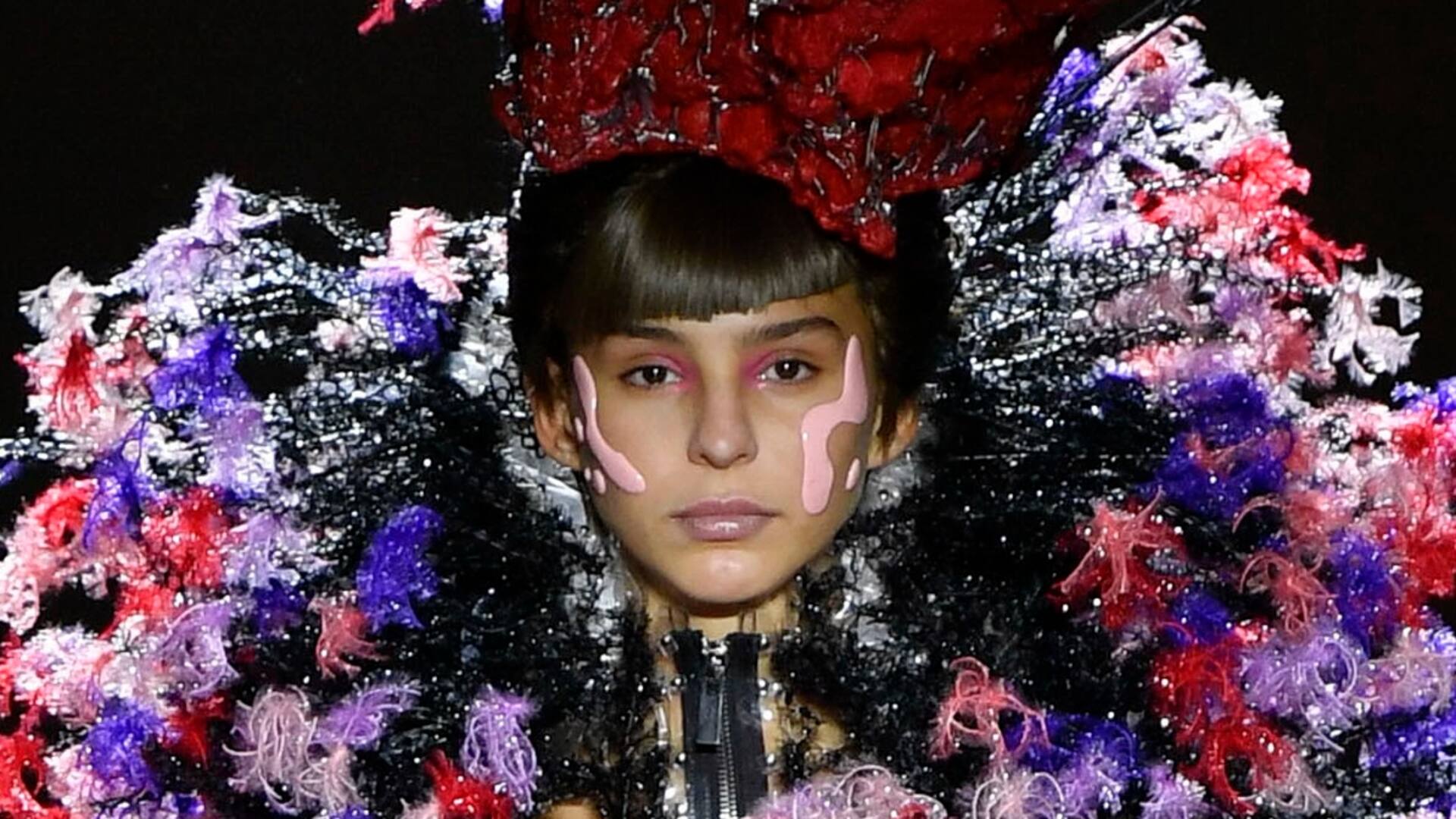 Juana Tinelli PARIS, FRANCE - MARCH 04: A model walks the runway during the Noir Kei Ninomiya Ready to Wear Fall/Winter 2023-2024 fashion show as part of the Paris Fashion Week on March 4, 2023 in Paris, France. (Photo by Victor VIRGILE/Gamma-Rapho via Getty Images)