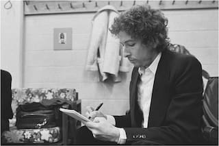 A 10 años del día en que el rock se volvió literatura: Bob Dylan y el Nobel que enfureció a los académicos