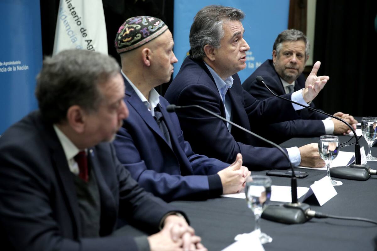 A diferencia de las restricciones impuestas por algunos municipios, cuatro ministerios presentaron recomendaciones para alentar el uso responsable de los productos