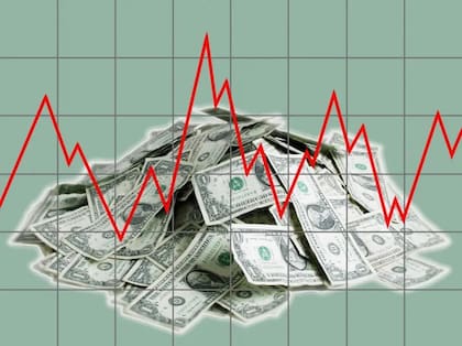 A diferencia de lo que ocurrió en esa época, en años más recientes, las respuestas de los gobiernos y los bancos centrales frente a las crisis económicas en el mundo han sido muy diferentes.