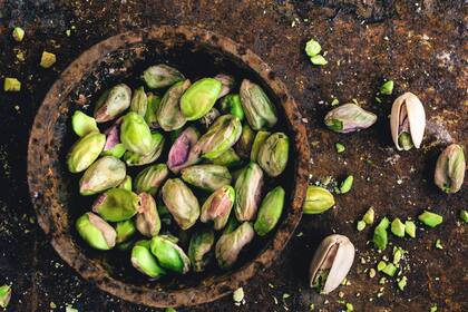A diferencia de otros frutos secos, los pistachos son los que contienen el mayor índice de potasio