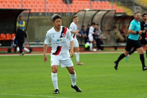 A dos meses de firmar su contrato, Kazu Miura debutó este sábado en Oliveirense, de Portugal, con 56 años, un mes y 24 días