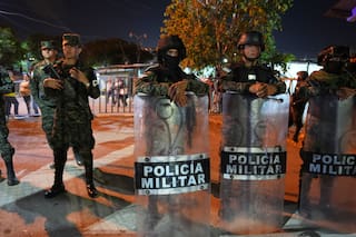 A dos semanas de la elección presidencial, Honduras sigue sin conocer al vencedor y crece la tensión