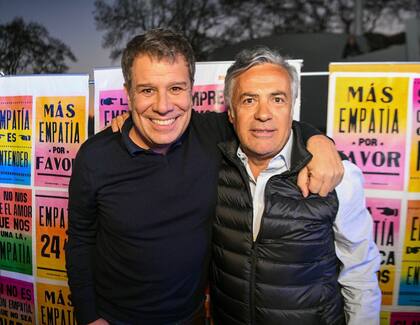 “A Facundo Manes se lo desautorizó. Cometió un error al decir que Cristina y Mauricio son lo mismo, y eso lo diluyó un poco. Cometió un error, pero se lo demonizó”, dijo Cornejo