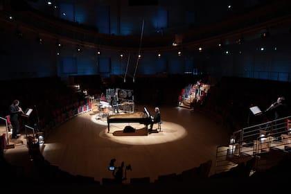 "Distance/Intimacy" es el nombre del festival