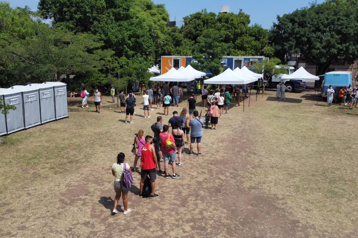 A fin de año, se volvieron a ver las largas filas para testearse