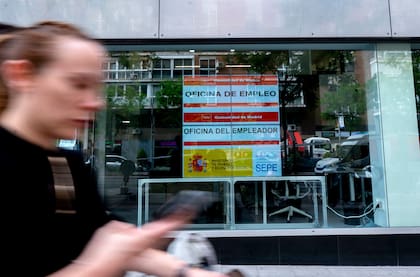 A finales de los años ochenta, menos de tres años de sueldo íntegro bastaban para comprarse una vivienda. Ahora hace falta más del doble: 7,3 años.