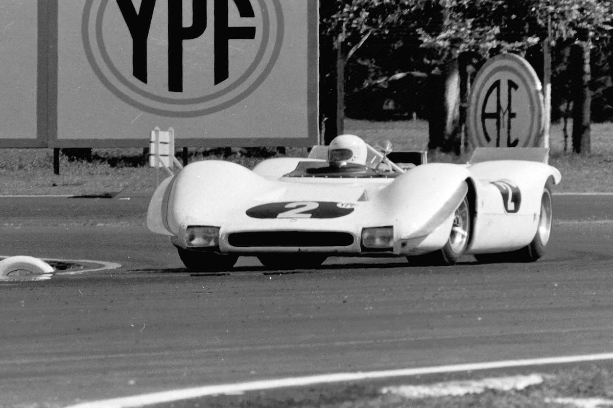 A fondo. Di Palma, durante las pruebas del Berta LR