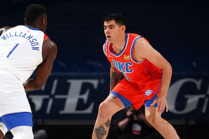 A Gabriel Deck le tocó una misión difícil en lo defensivo en su primer partido de NBA: marcar al gran Zion Williamson; más allá de buenas y malas jugadas, disfrutó lo que tanto había anhelado: habitar la cúspide del básquetbol.