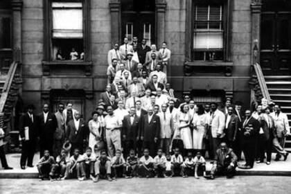 A Great Day in Harlem, una de las fotos más famosas del jazz, tomada a fines de 1958 por Art Kane