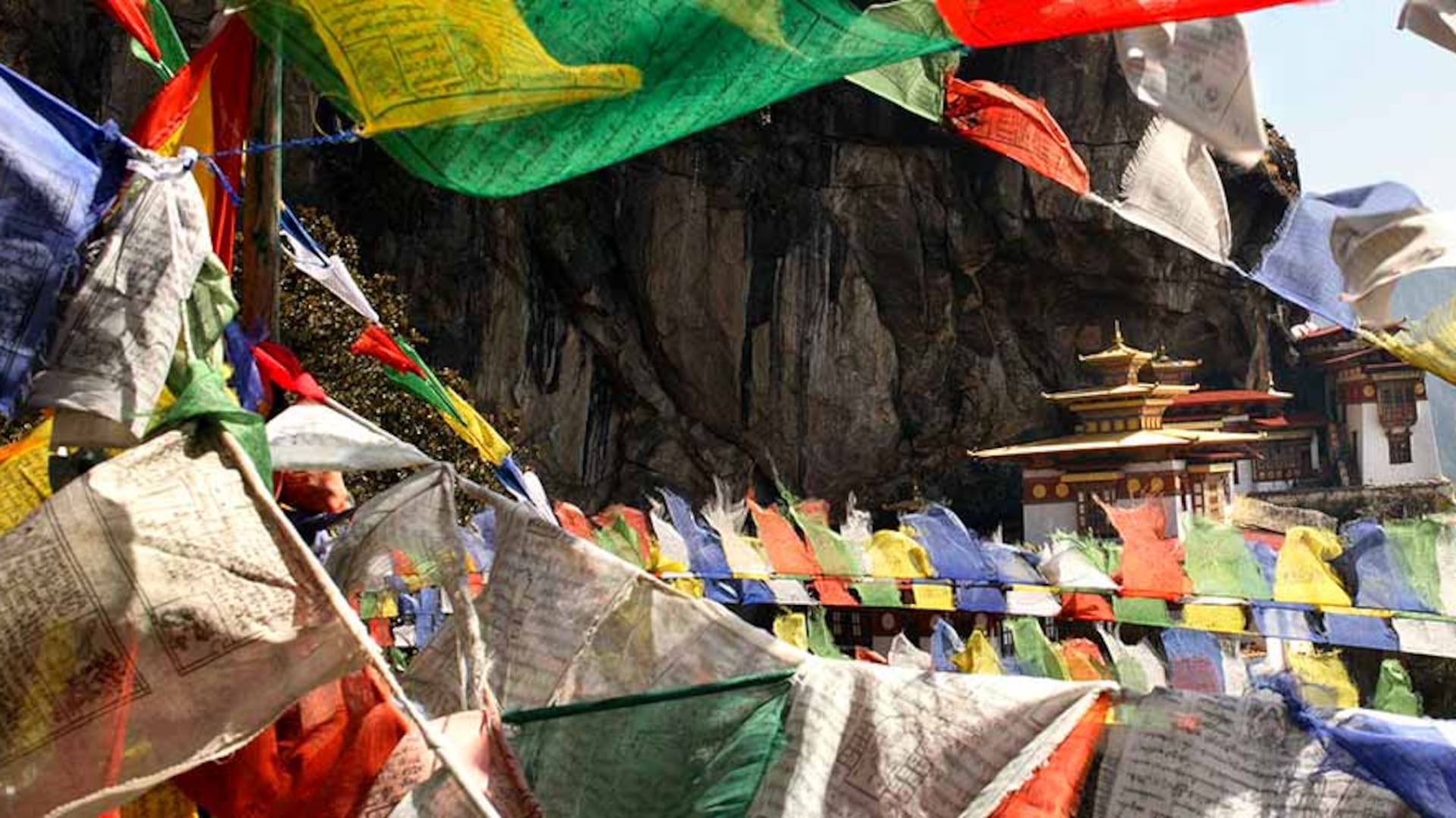 El monasterio de Taktshang, conocido como el Nido del Tigre.