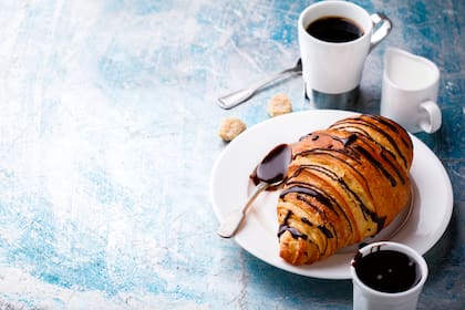 A la mañana, en un descanso a media tarde, a la hora del té: siempre es buen momento para este maridaje.