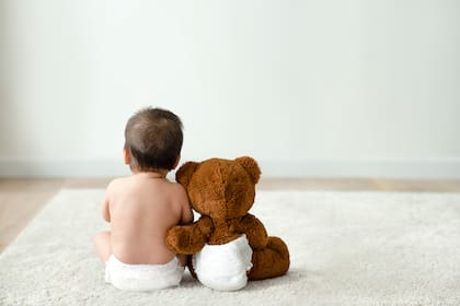 A la pareja le preocupa que alguien más reclame a su hija