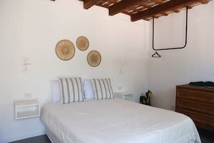 A las dos luminosas habitaciones de planta baja se le van a sumar próximamente tres en la planta alta.