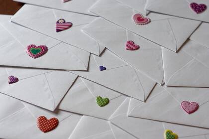 A lo largo de los años, Isabel le escribió cartas a su amado.