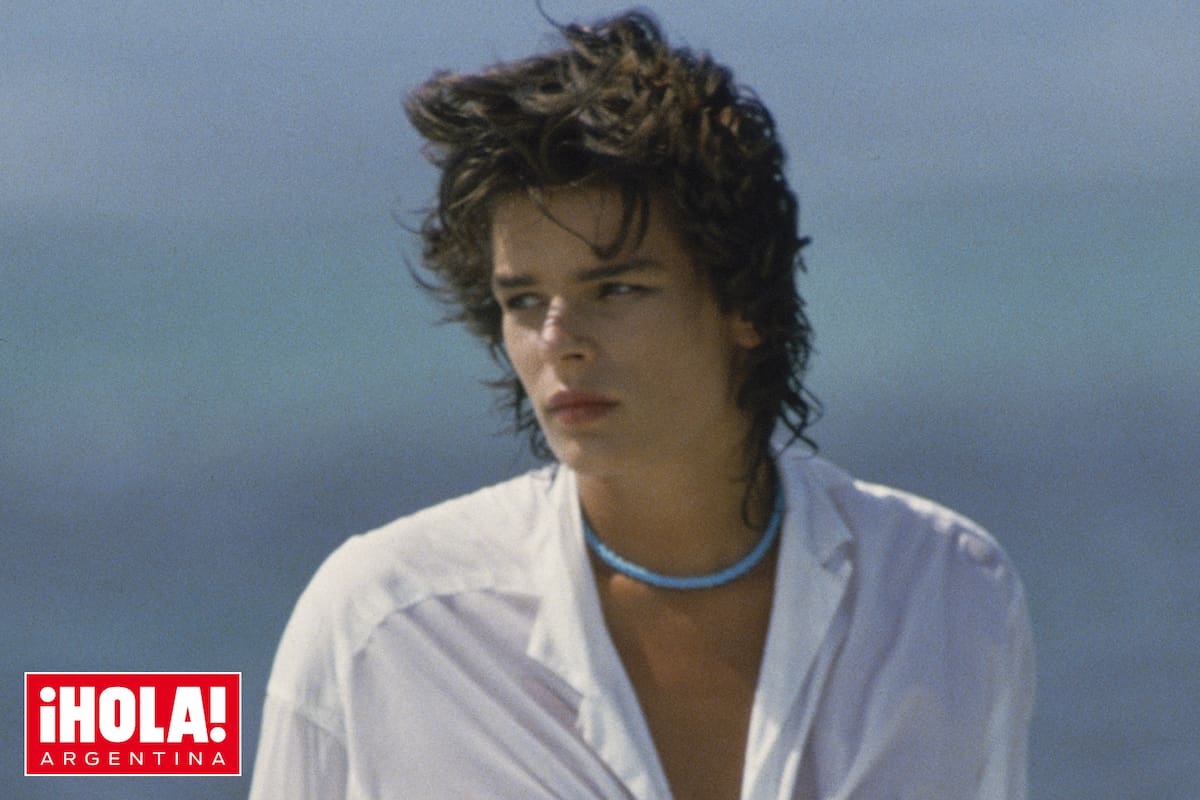 A lo largo de su vida, la princesa se destacó por los radicales cambios de looks a la hora de elegir sus cortes de pelo y cómo llevarlo peinado. Aquí la vemos con la melena corta y sutiles ondas.