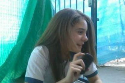 A los 12 años, en el colegio donde sufrió bullying.