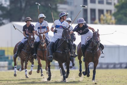 A los 15 años Lorenzo Chavanne es bicampeón de la Copa República Argentina y su participación está lejos de ser testimonial: el número 2 ya tiene 4 goles de handicap.