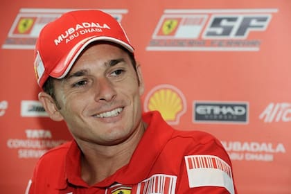 A los 36 años, Fisichella vive el sueño de correr con Ferrari