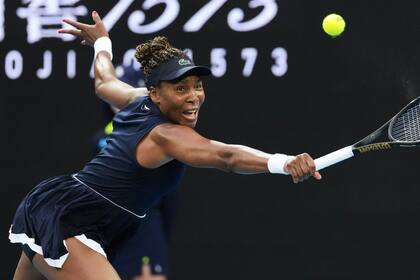A los 45 años, Venus Williams fija récord en el Abierto de Australia pero cae en primera ronda