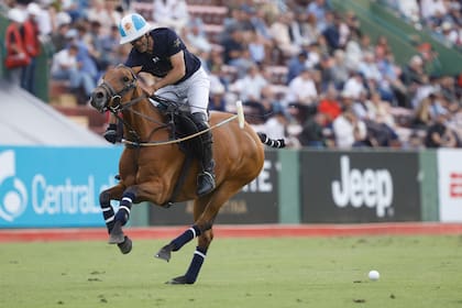 A los 48 años, Adolfo Cambiaso sigue siendo un goleador: es el segundo anotador "de jugada" en el Abierto de Palermo, con 18 conversiones en cuatro encuentros.