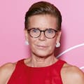 Deslumbró como anfitriona en un evento solidario junto a sus hijos y una estrella de Hollywood