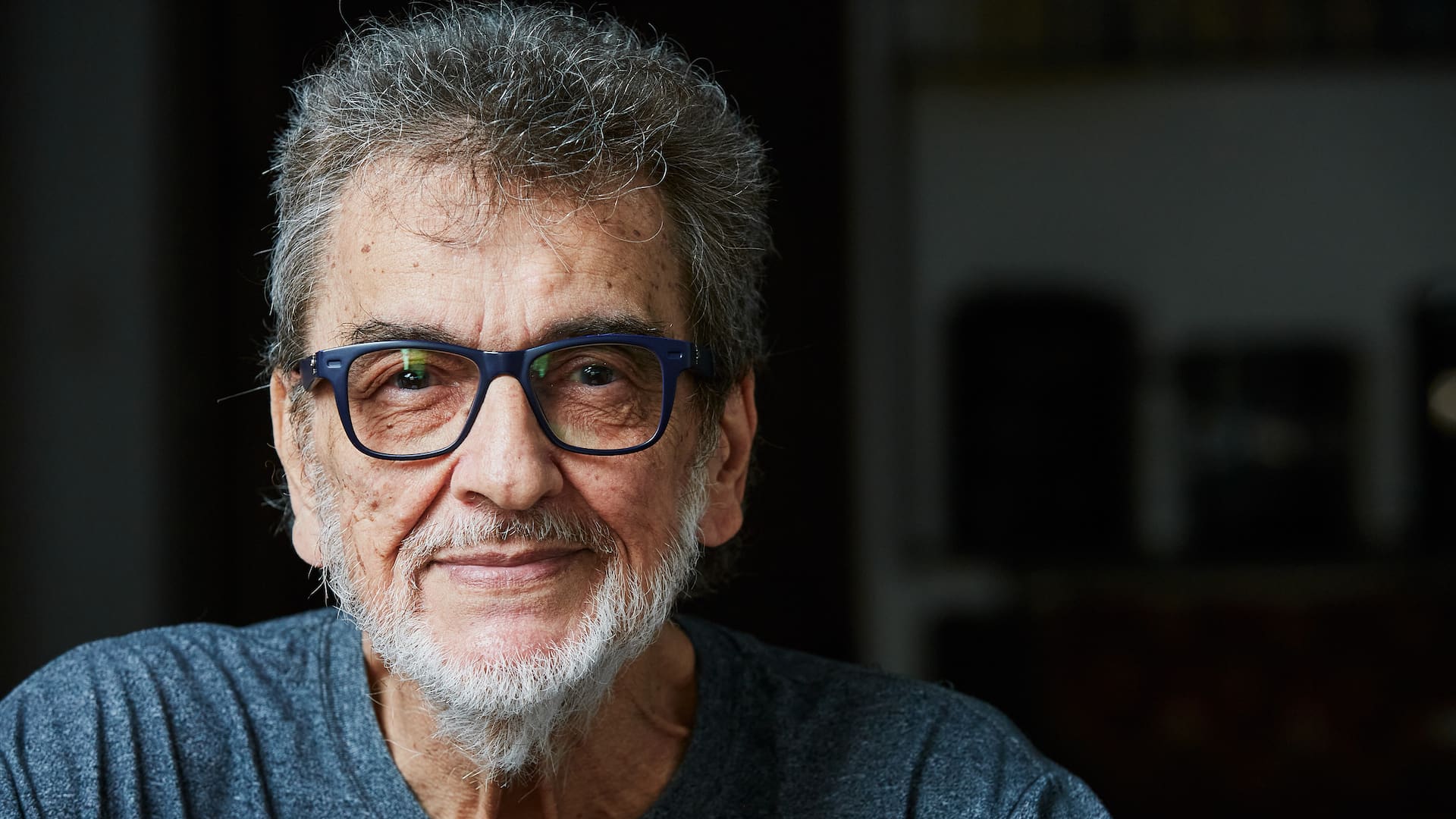 A los 77 años, Edelmiro Molinari repasa las canciones de su vida