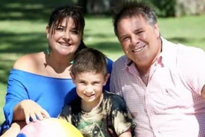 A los 8 años a Mateo, el hijo de Carna, le diagnosticaron dislexia y el humorista descubrió que él también lo era (Foto: Instagram)