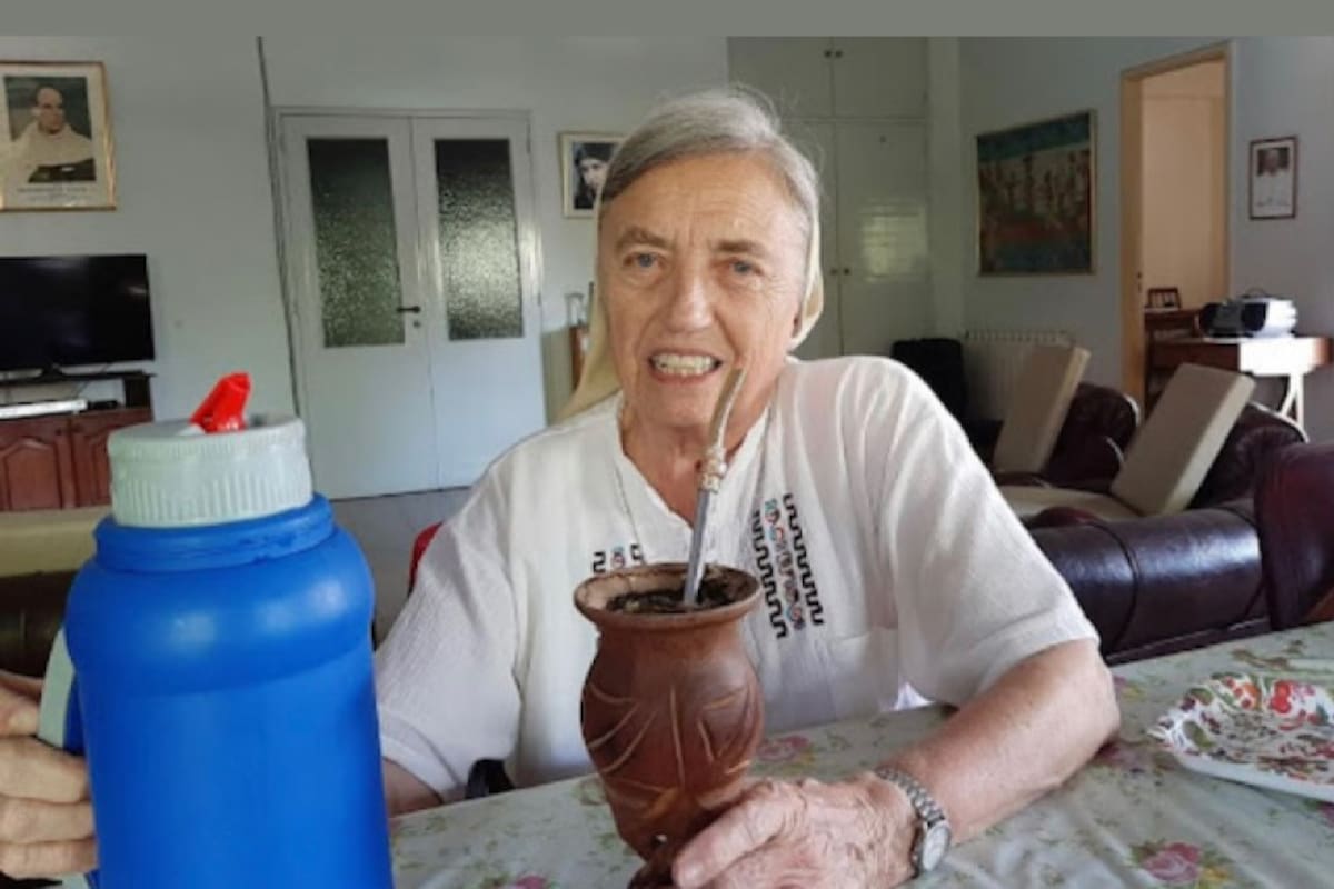 A los 80, la Hermana Martha Pelloni vive en un convento en Santos Lugares