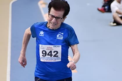 A los 92 años, la italiana Emma Maria Mazzenga sigue compitiendo