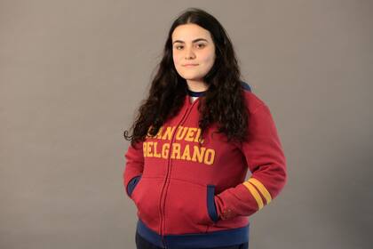 “A los adultos les cuesta escucharnos y entendernos porque somos totalmente diferentes a ellos y hay muchos cambios en la actualidad”, asegura Josefina (17)