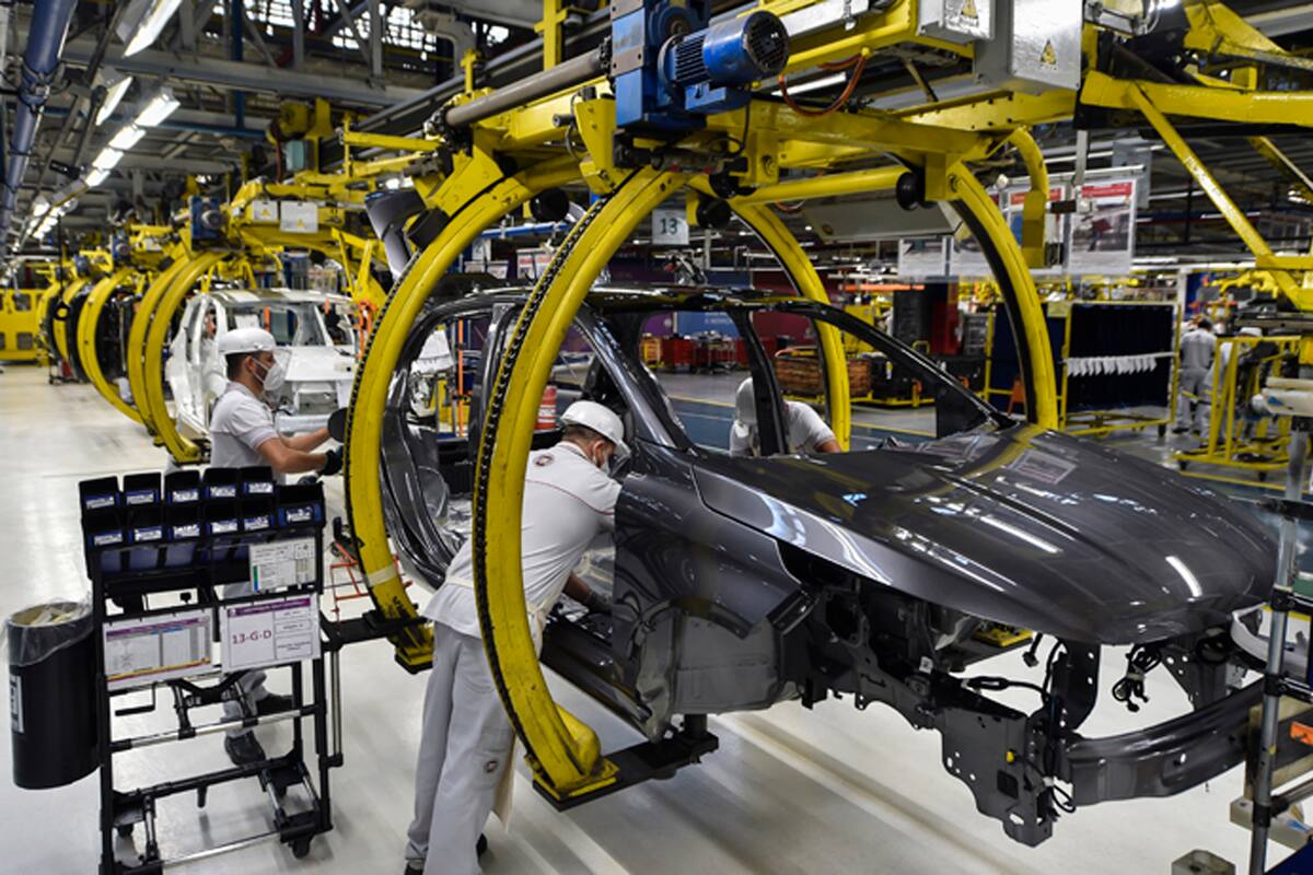 A los empresarios, por diversas razones, cada vez les resulta más difícil conseguir empleados