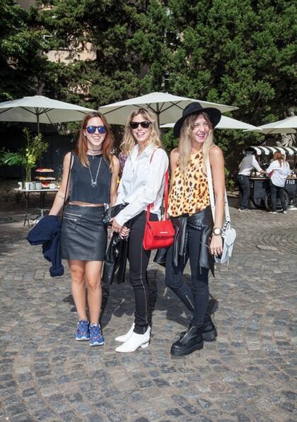 A los flancos de la actriz en ascenso Justina Bustos, Clara Darín y Lucía Celasco, dos herederas con estilo propio.
