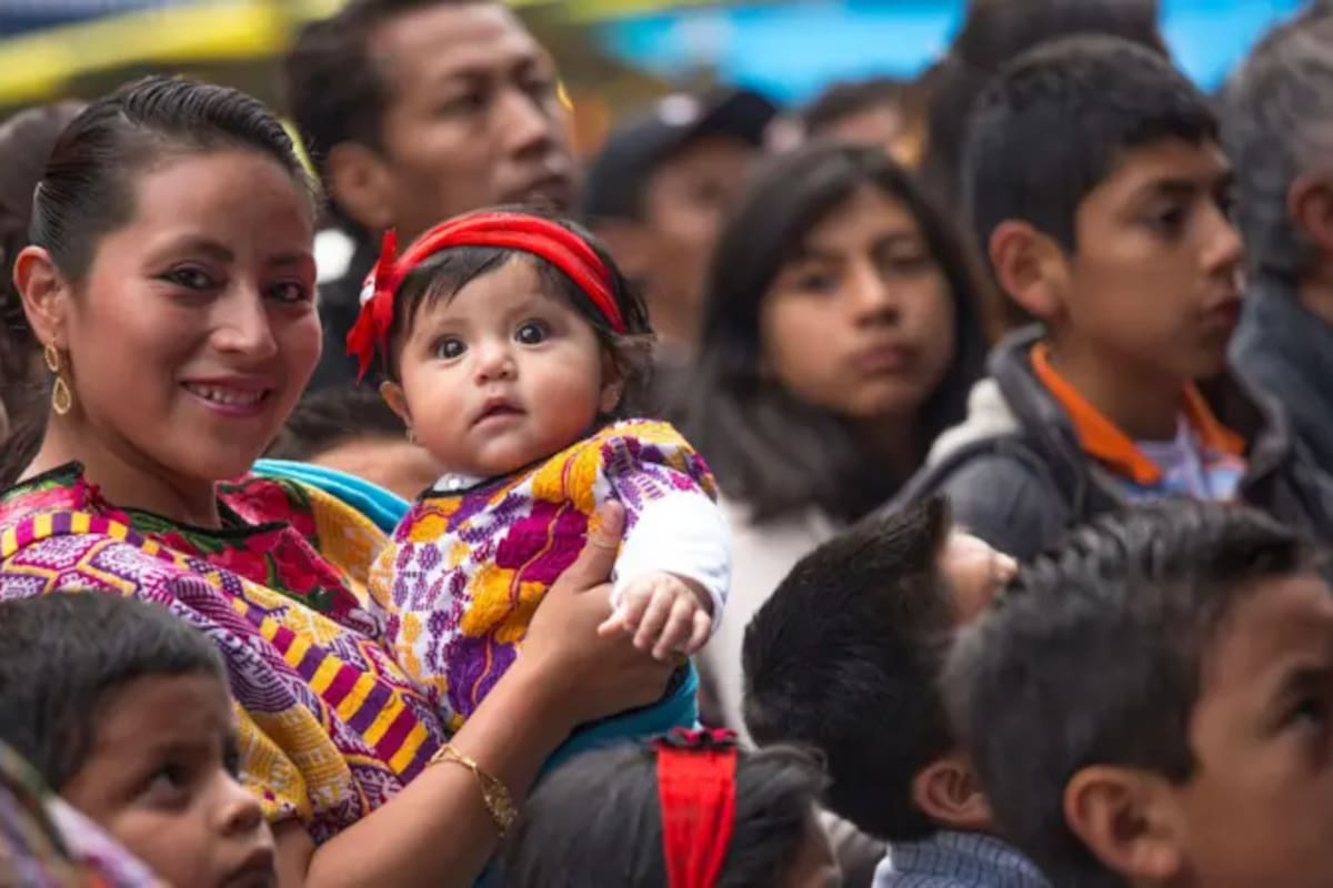 A los guatemaltecos se los conoce como chapines por unos zapatos