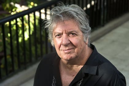 A Manuel Callau suelen pararlo en la calle por los personajes que interpretó en TV, en especial por el recordado Jorge de Gasoleros