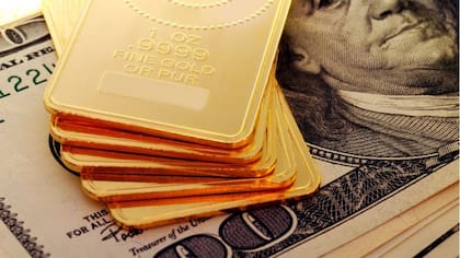 A mediados de la semana se desató una polémica por el oro del Banco Central. El Gobierno dio atrás con una operación para hacerse de dólares a través de metálico.