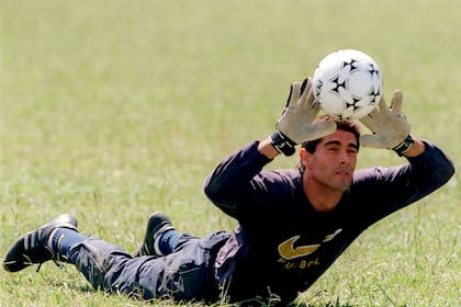 A mediados de marzo de 1997, Boca tenía los ojos puestos en su incorporación estrella: Sandro Guzmán