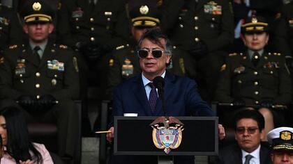 A medida que su política de paz no ofrecía los resultados esperados, Petro endureció su política de seguridad contra los grupos armados.