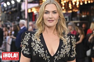A muy temprana edad, Kate descubrió que la fama también podía ser despiadada: fue muy criticada por su cuerpo, considerado “poco normativo” según los standares de los años noventa