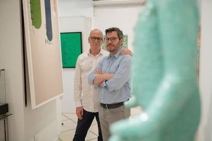 “A nosotros nos llevó unos quince años autodefinirnos como coleccionistas”, aclara Abel Guaglianone. Junto a Joaquín Rodríguez, impulsan el Premio En Obra en arteba