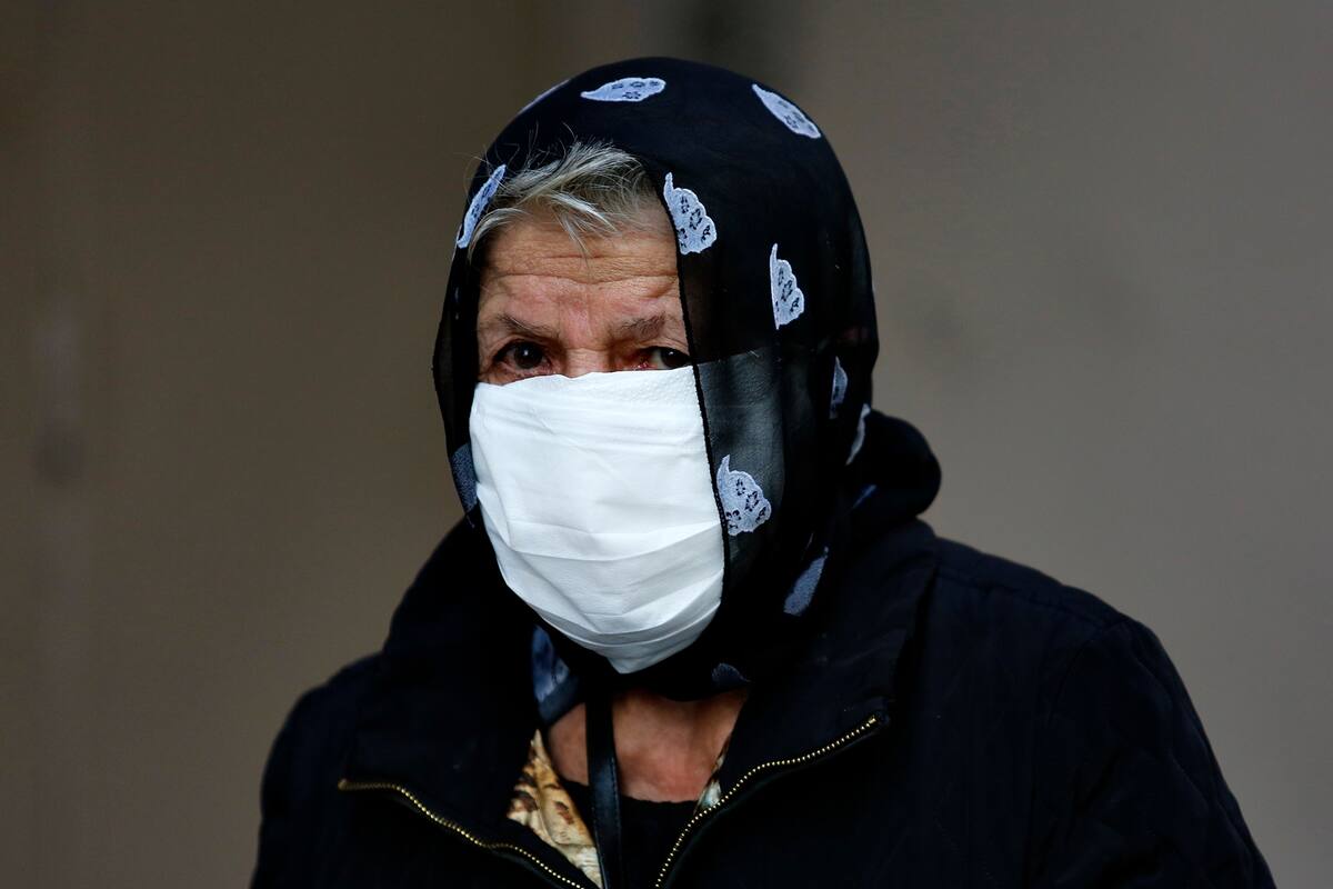 A partir de hoy rige la obligatoriedad del uso de tapabocas en el transporte público y en todos los locales comerciales