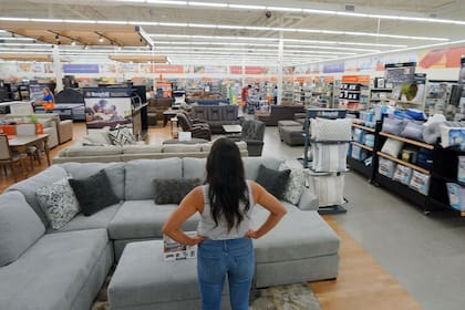 A partir de la medida en Virginia continuarán abiertas unas 40 tiendas en diferentes condados y ciudades