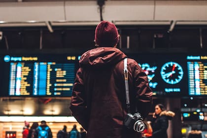 A partir de qué monto hay que declarar el efectivo que se lleva en avión en EE.UU.