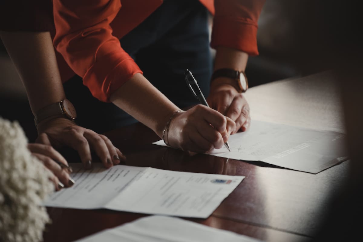 A partir del 1° de julio será obligatorio el uso de E-Verify para las empresas con más de 25 trabajadores en Florida